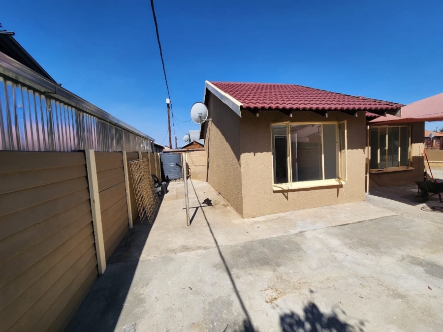 2 Bedroom Property for Sale in Boitekong North West